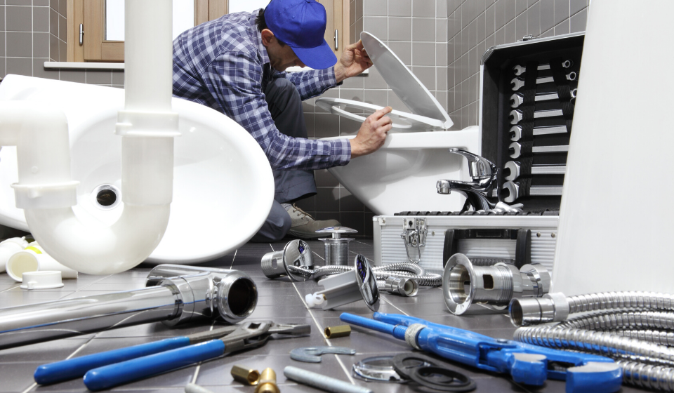 Emergency commercial plumber in Chandler, AZ.